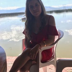 Meet your Posher, Mari